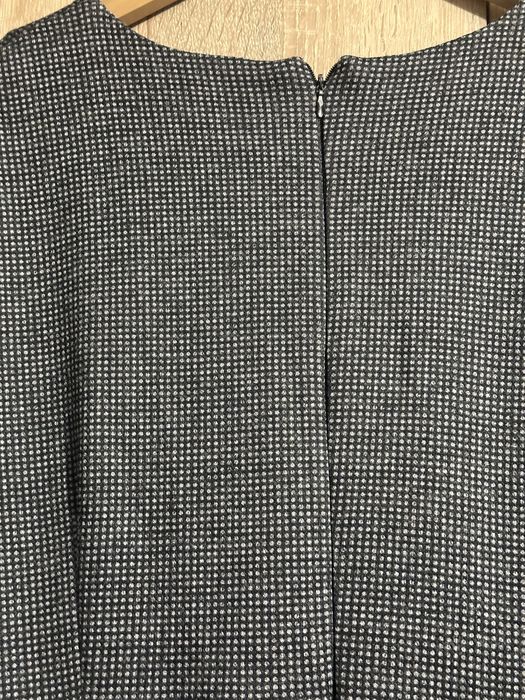 Rochita din stofa de lana, marinea L