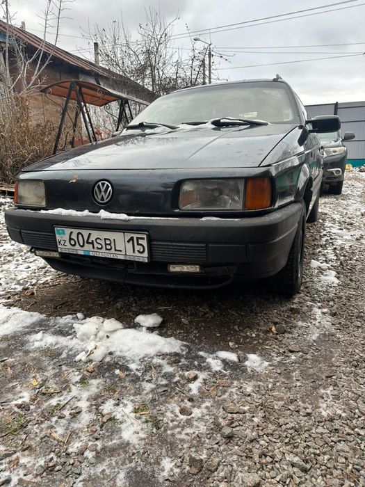 Volkswagen passat b3 1.8 моник