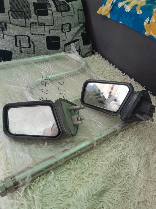 Продам боковые зеркала