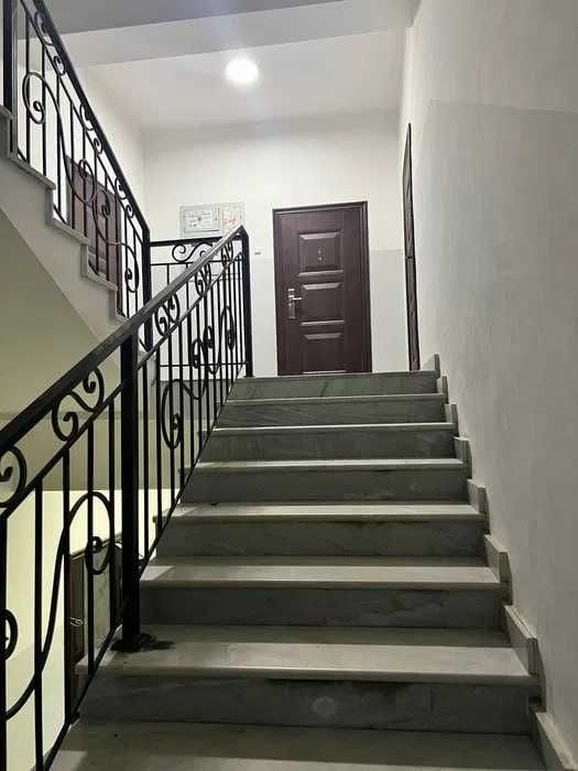 СРОЧНО! Продается 2х комнатная квартира. 56 кв.м Яшнабадский район ТММ