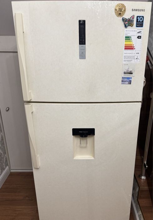 Продам холодильник.