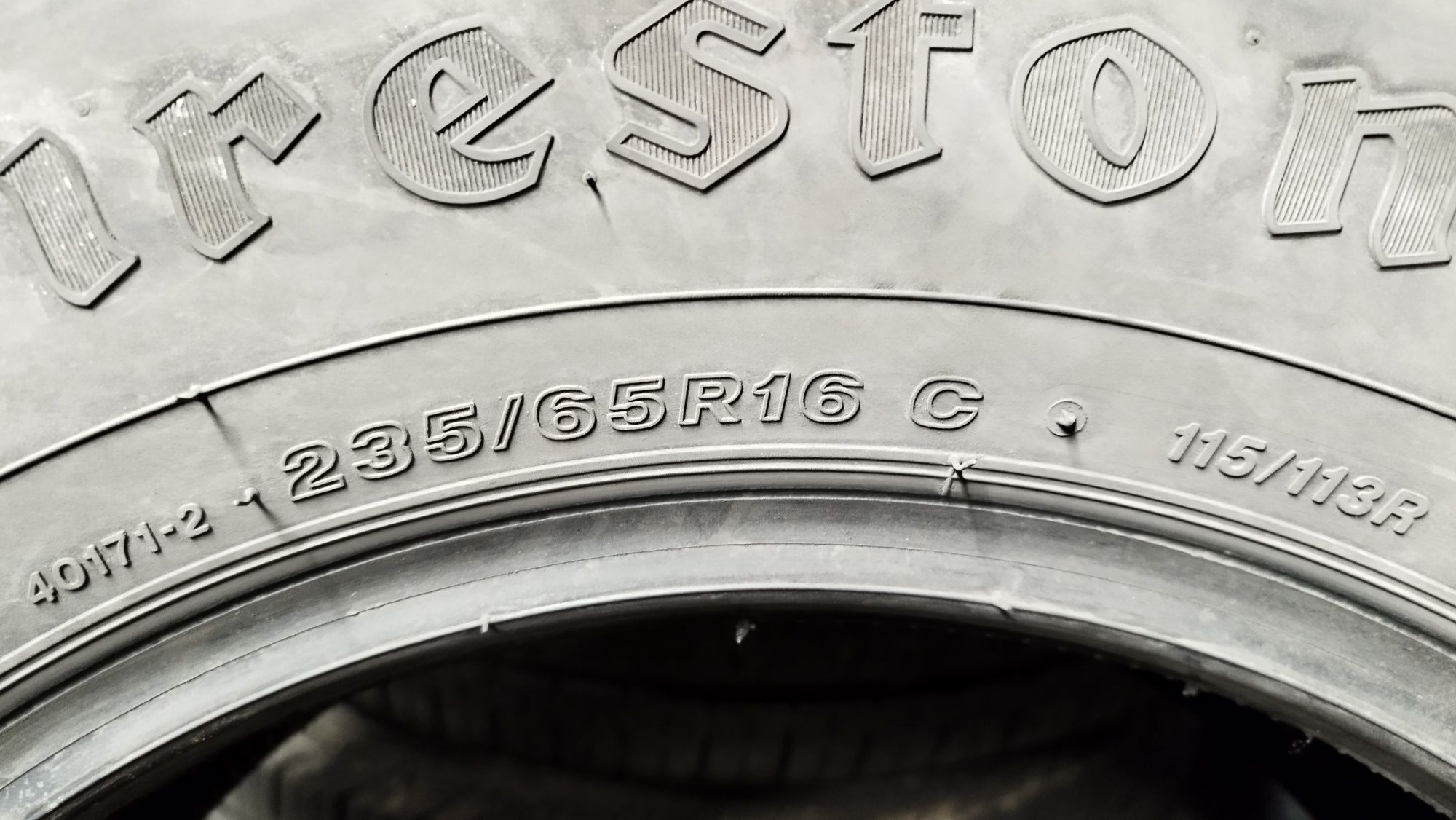 Firestone 235/65/16c