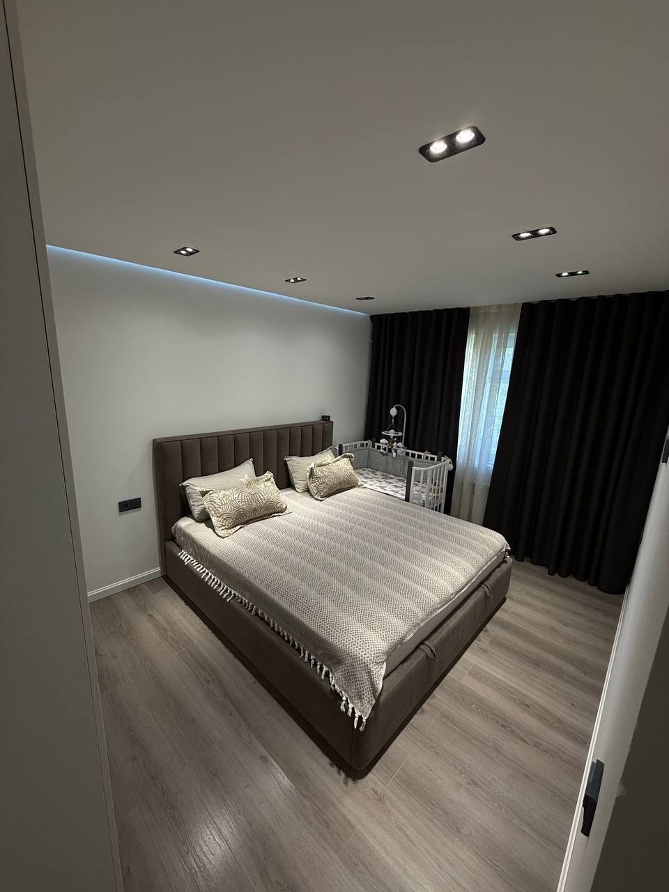 Срочно продается 2х ком квартира, ор-р: Новомосковская, 36 м²