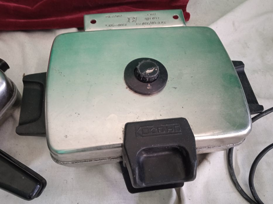 Вафельница КОКАНД СССР 1984г. Регулируемая лучшая среди впфельниц СССР