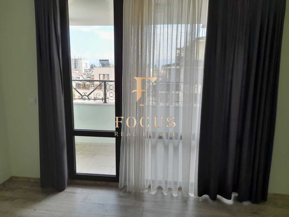 Продава се Четиристаен апартамент в Пловдив, Кършияка - 192 кв.м за 1449 €/кв.м - Снимка #3