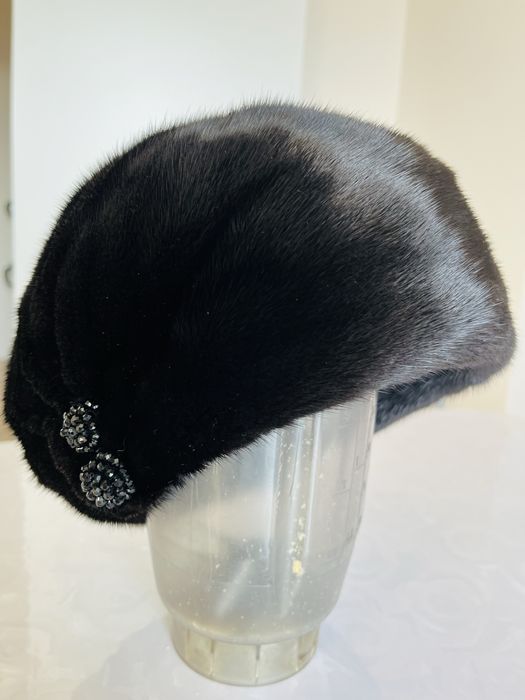 Норковая шапка женская