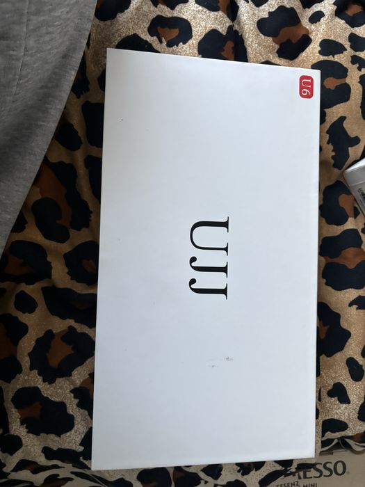 UJJ U6 tableta, neutilizata