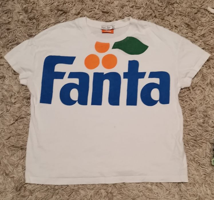 Tricou "Fanta" Bershka