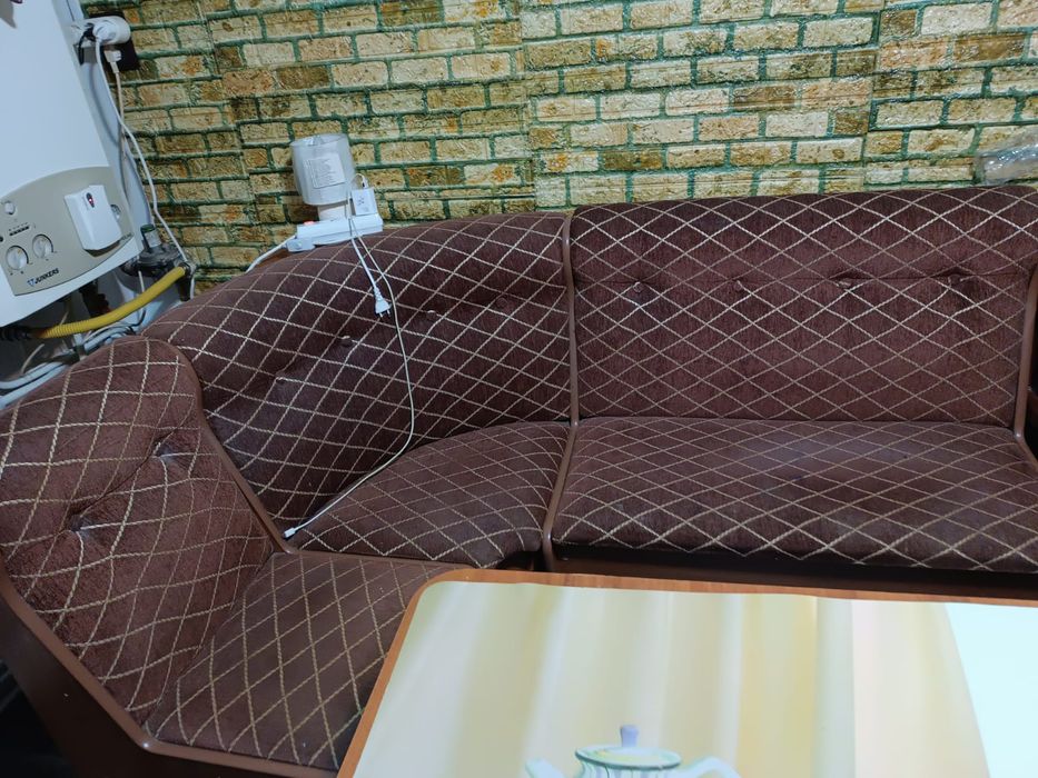 Coltar bucătărie 1,60m / 1,10m, de 6 locuri, inclus două scaune și m