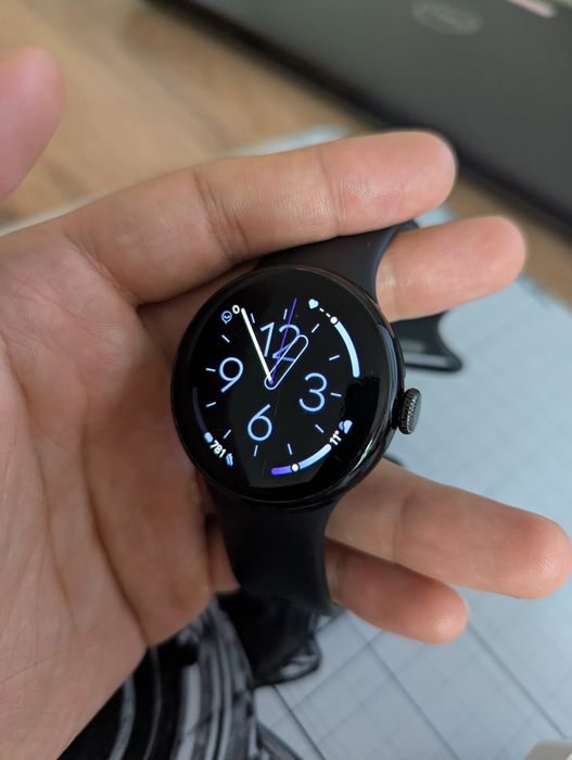 Pixel watch 2 в идеальном состоянии