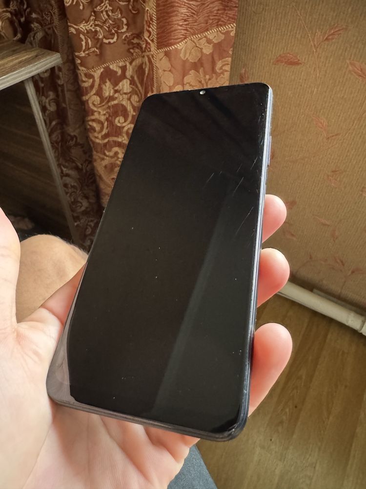 Продаю HUAWEI nova Y70