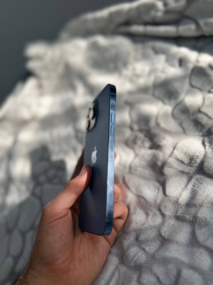 Продается iphone 13 pro max