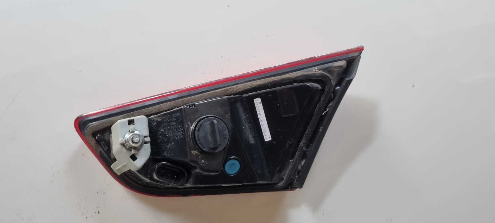 Lampa tripla stop aripa haion portbagaj originala Maserati Ghibli