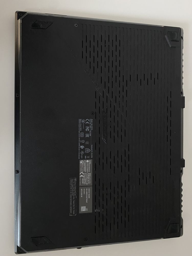Laptop ASUS ROG STRIX, i7-9750H