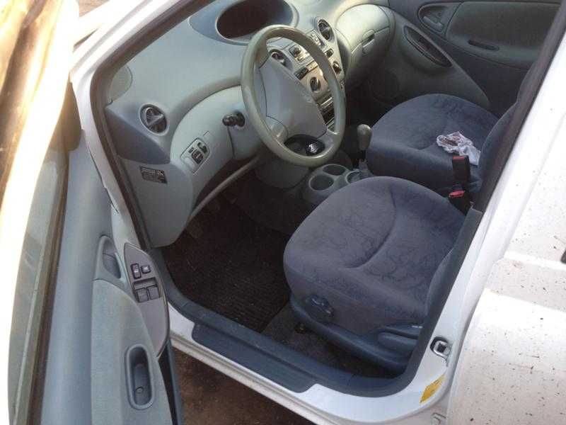 Тойота ярис 1.4i D4 / Toyota Yaris 1.4i D4 на части