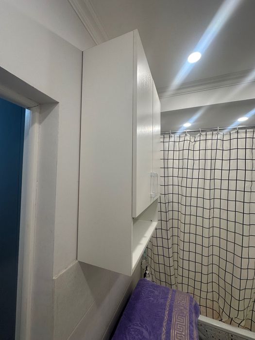 Продам навесной шкаф