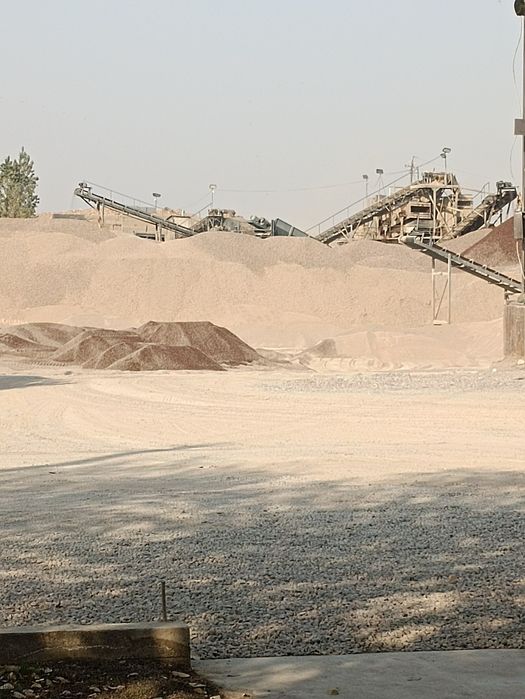 Ишлаб чикарувчидан биринчи кулдан щебень ,клинец ,кум ,семечка ,галка