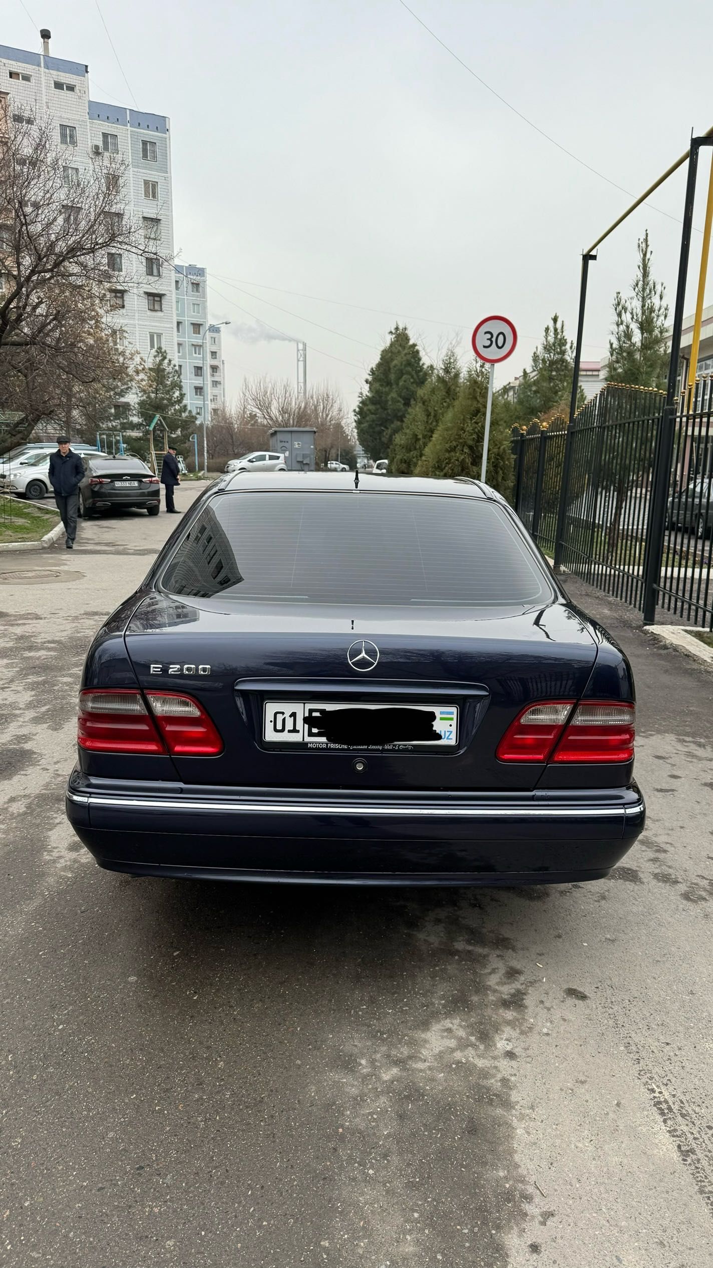 Мерседес W210 E200 Elegance Рестайлинг в отличном состояние!