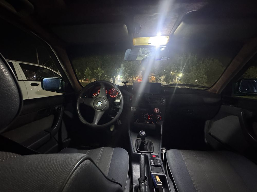 Bmw e34 525i своя ездит каждый день