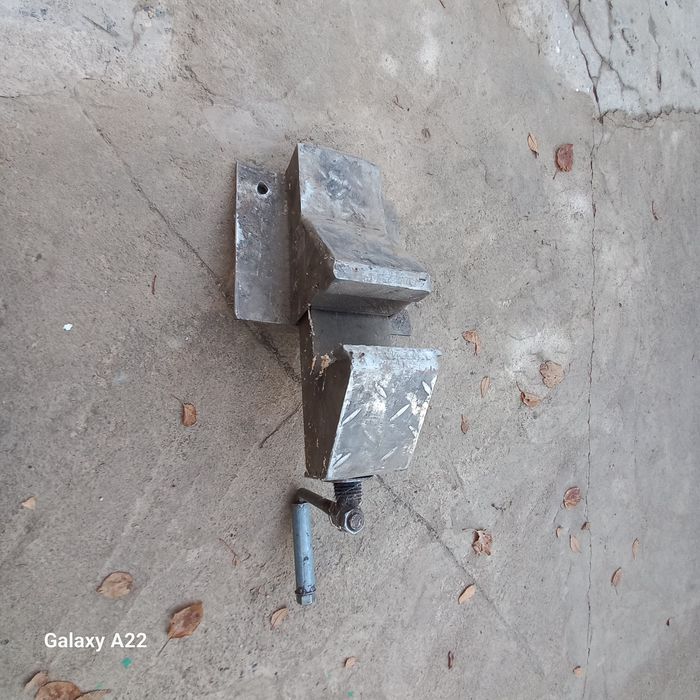 Тиска самодельный