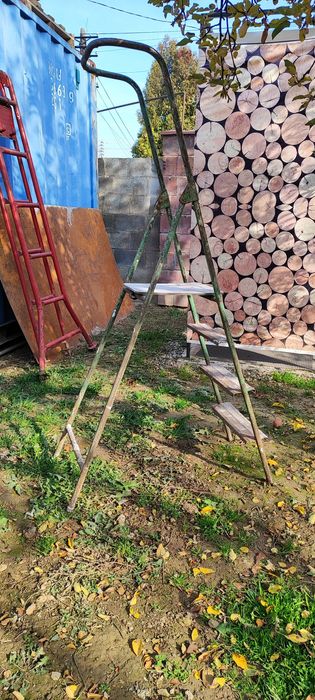 Стремянка маленькая советская