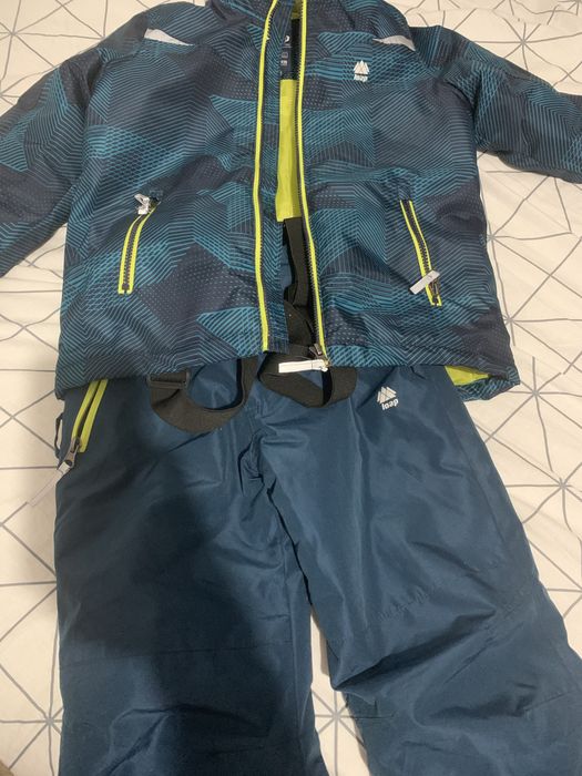 Vand costum de ski, marimea 122-128