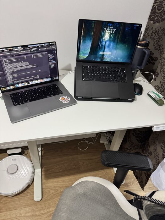 Birou alb reglabil electric 72-118 cm. Dimensiuni: 100x60