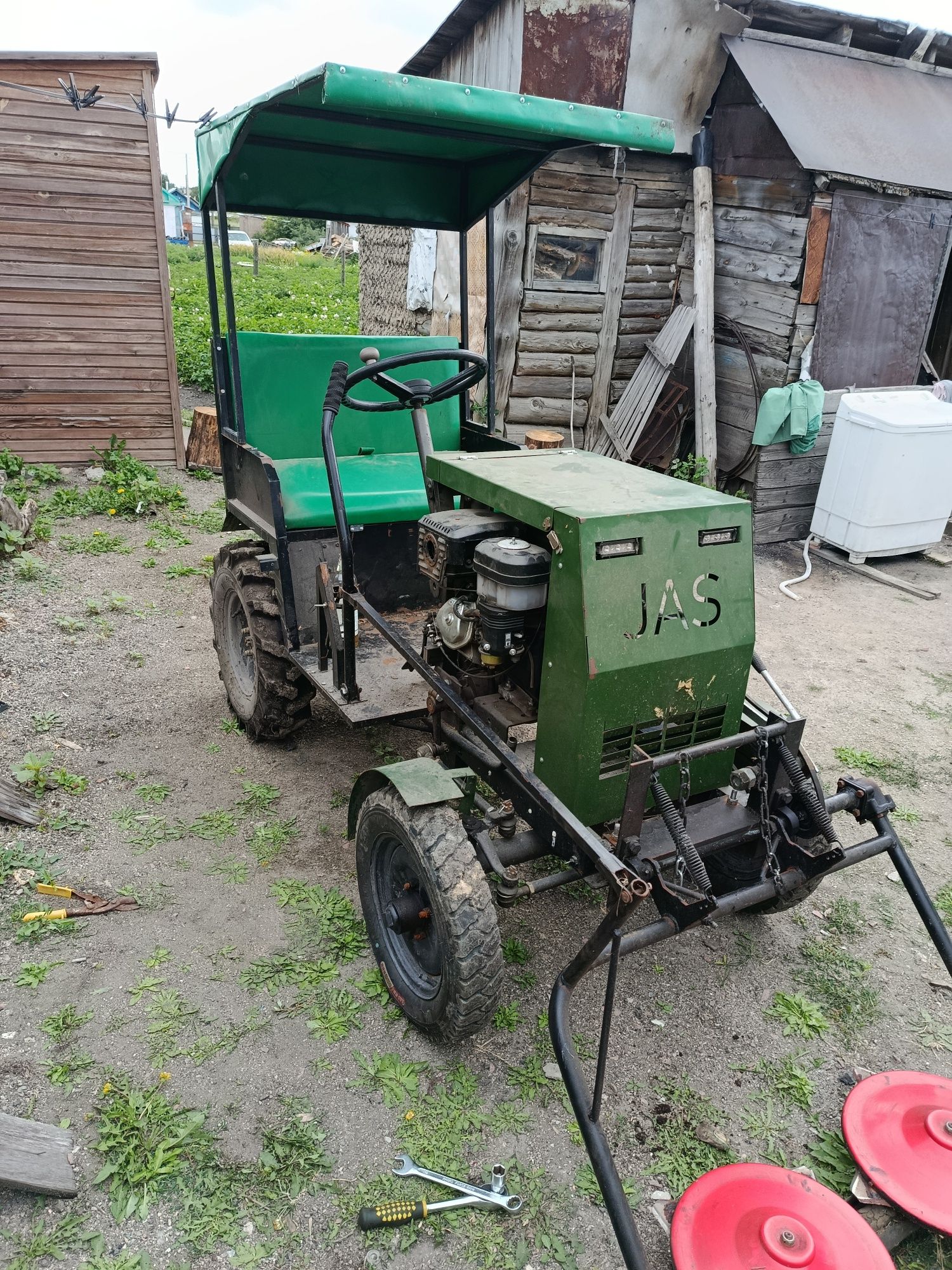 Продам мини трактор