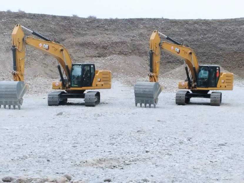 Аренда, услуги экскаваторов, гидромолотов, трал, катки, bobcat щетка