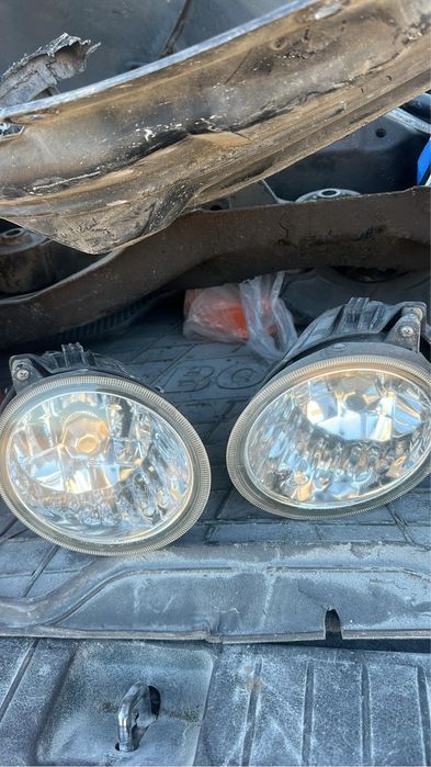 Туманка субару аутбек 2006/2009