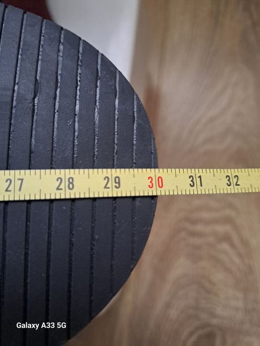 Vand ghete din piele naturala nabuc ( mată ) pentru bărbați.
Marime: 4