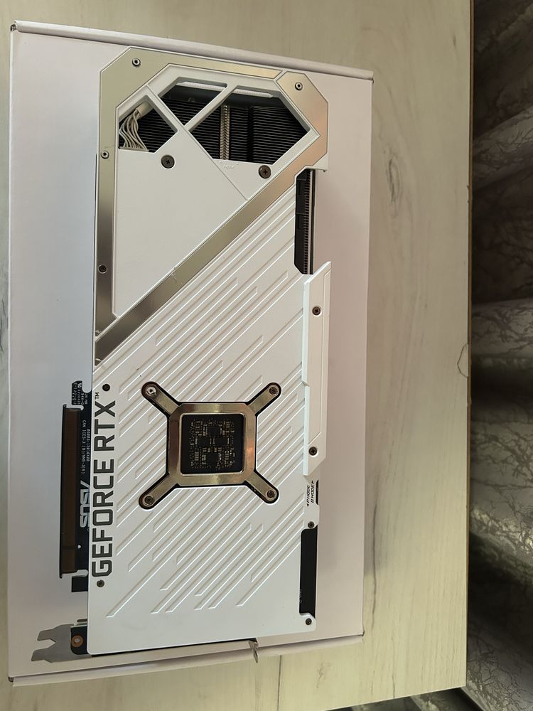 Видеокарта Asus Rog Strix 3070 8gb OC White Edition