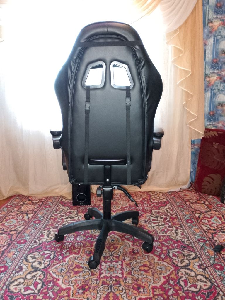 Продам компьютерное кресло