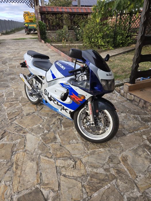 Suzuki gsxr 600 SRAD