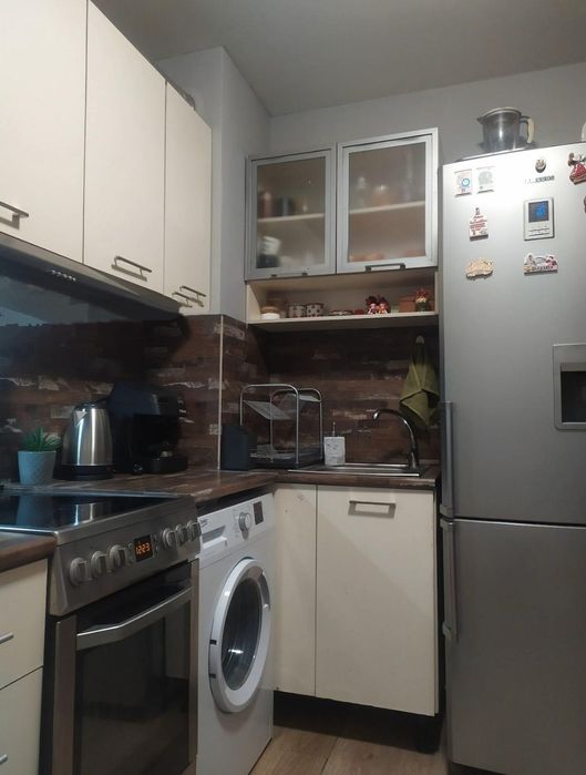 Дава се под наем Двустаен апартамент в София, Модерно предградие - 70 кв.м за 600 € - Снимка #3