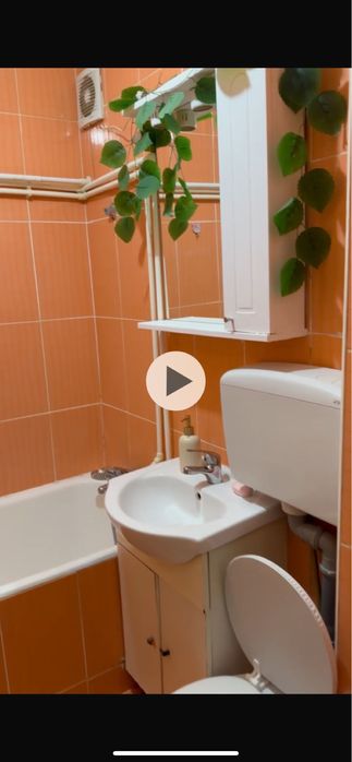 Vand gardoniera in drobeta, 27 m2, etj 1 la popieri. Recent renovata