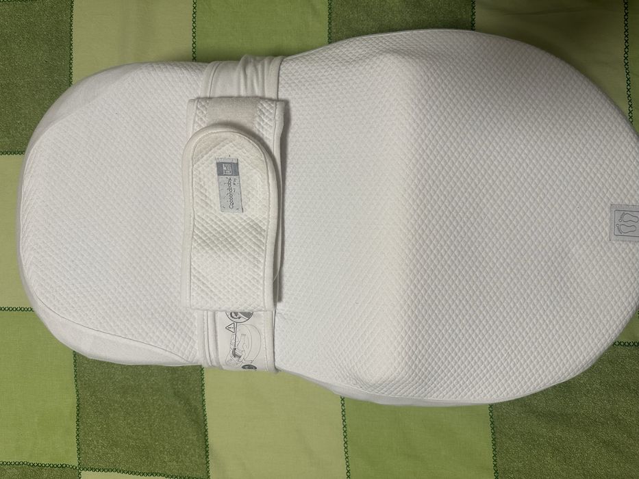 Red Castle CocoonaBaby Nest - ергономичен матрак за новородени - White