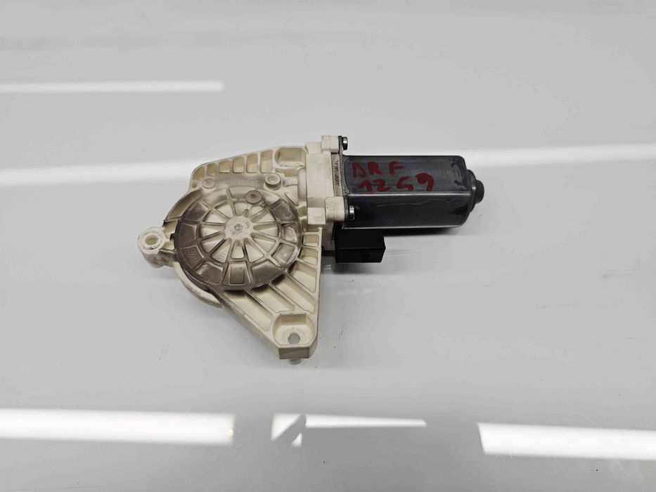 Motoras geam dreapta fata Mercedes Clasa B (W245) [Fabr 2005-2011] A16