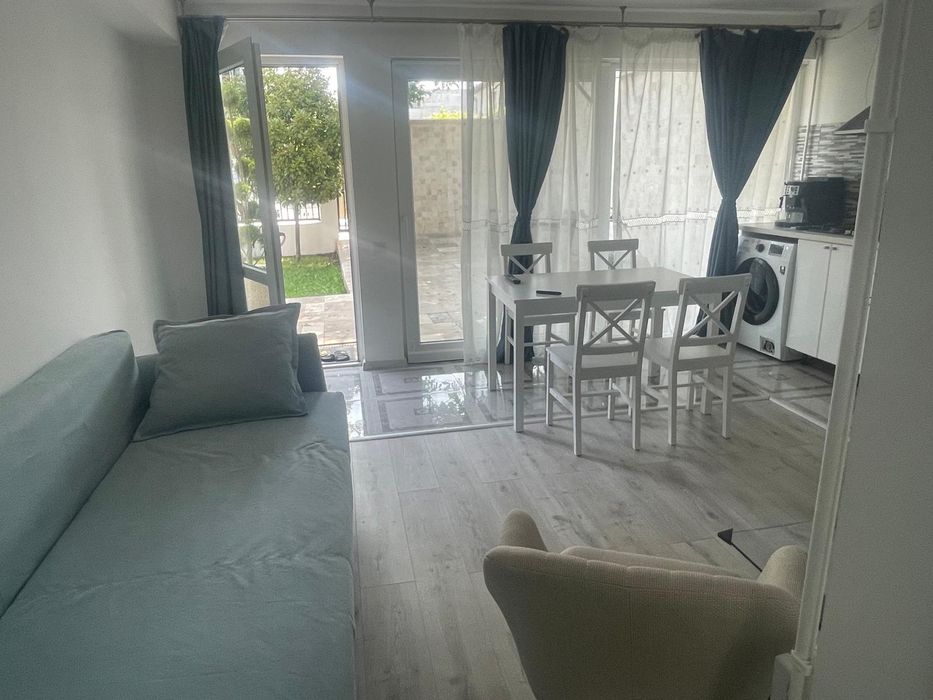 Inchiriez apartament cu 2 camere la vila Ysy