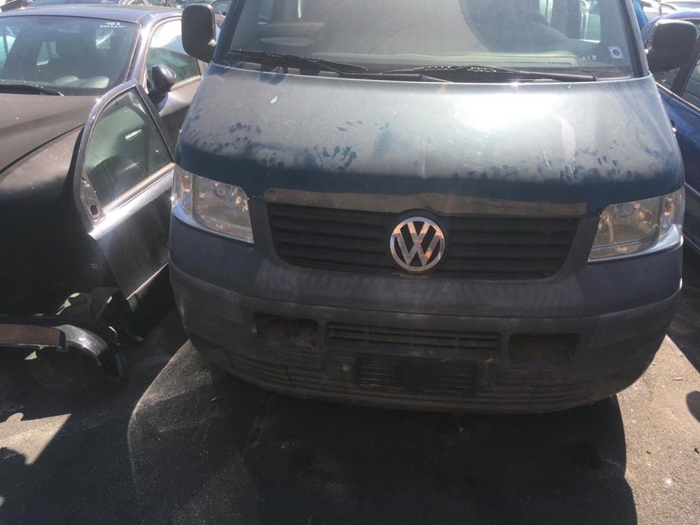 Piese Volkswagen T 5 . Motor 1.9 tdi. Cutie de viteza 5 trepte