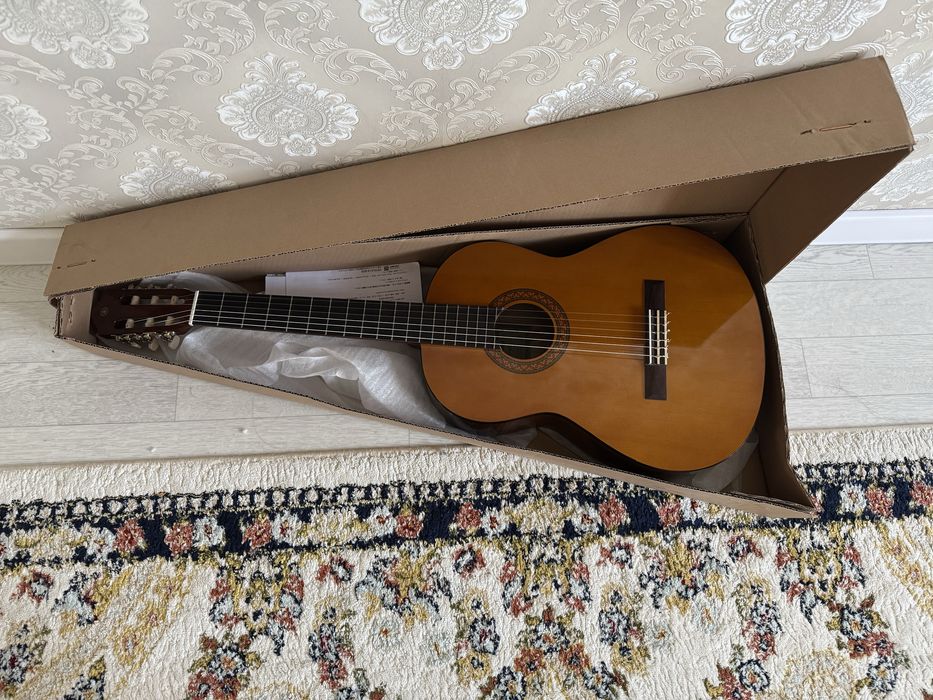 Гитара классическая Yamaha c40