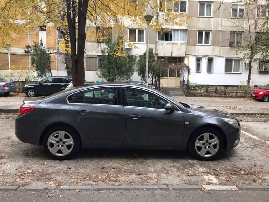 Vând Opel Insignia 2.0 cdti