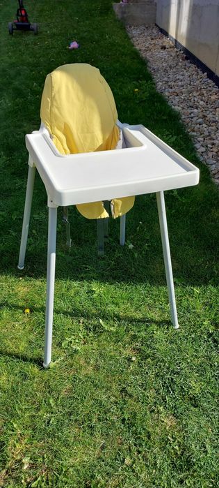 Scaun pentru mesele bebelusului folosit dar in stare buna