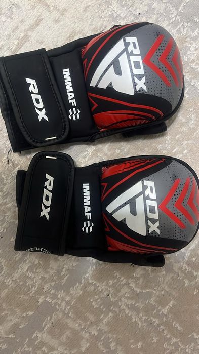 Продам перчатки ММА "RDX" красные