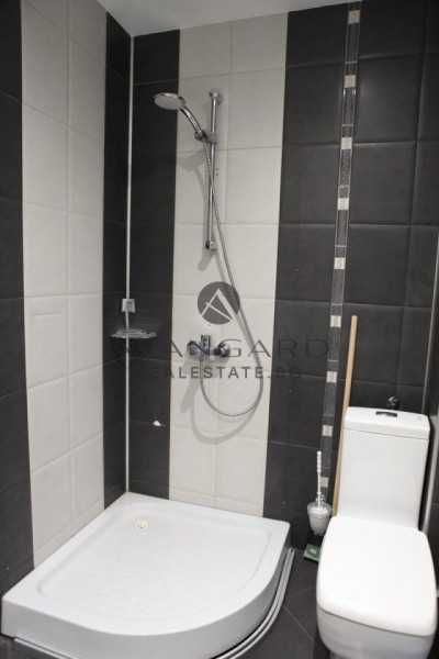 Продава се Четиристаен апартамент в Пловдив, Кючук Париж - 193 кв.м за 2167 €/кв.м - Снимка #8