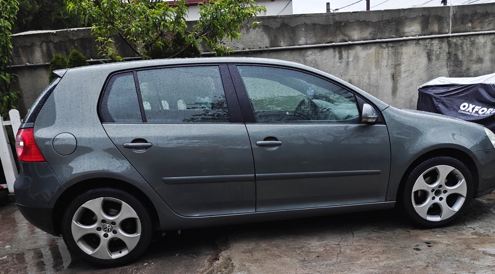 Vw golf 5, 1.9 bxe, 105cp, noua de la 0 km unic proprietar