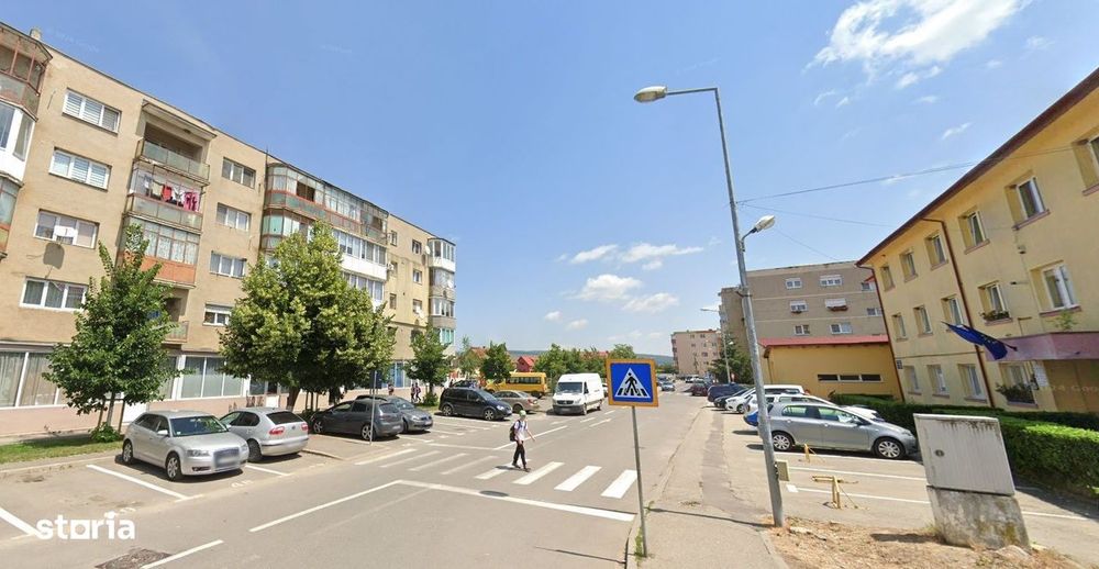 Apartament 4 camere, spatios in zona Feldioara