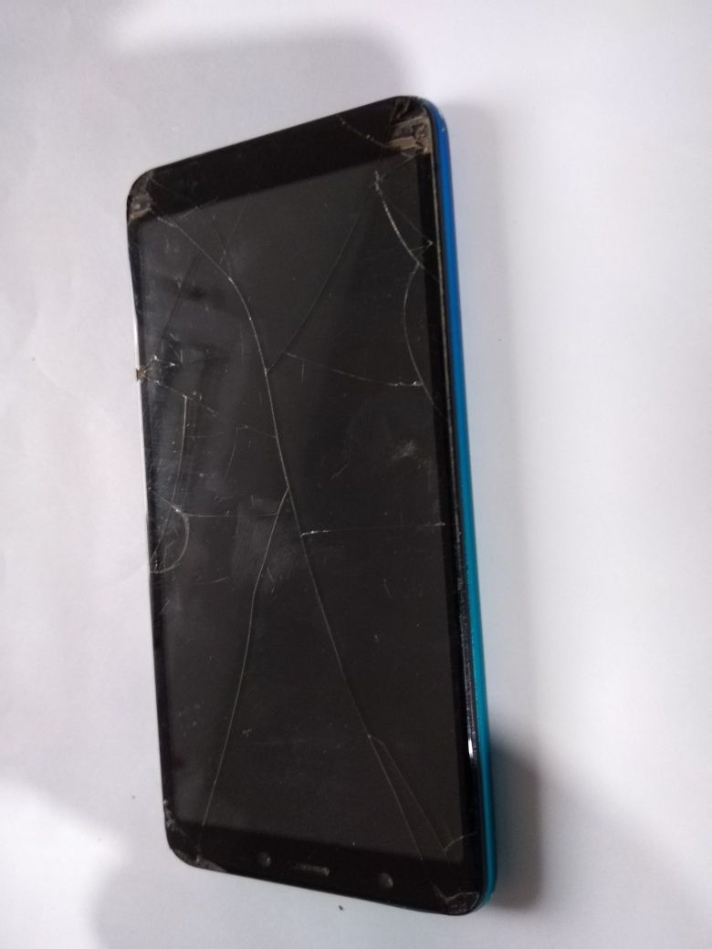 Telefon WIKO defect, pentru piese