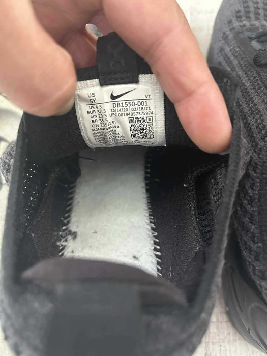 Оригинални маратонки Nike