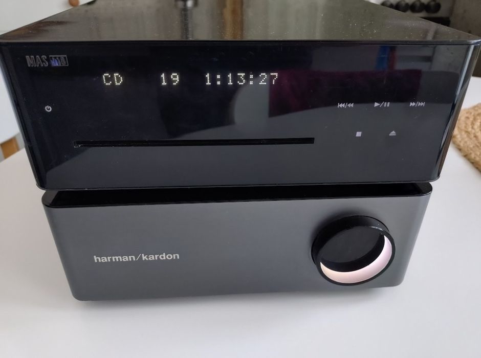 Harman Kardon MAS 110, CD,Tuner,USB,cu boxe Boston A23,plase magnetice